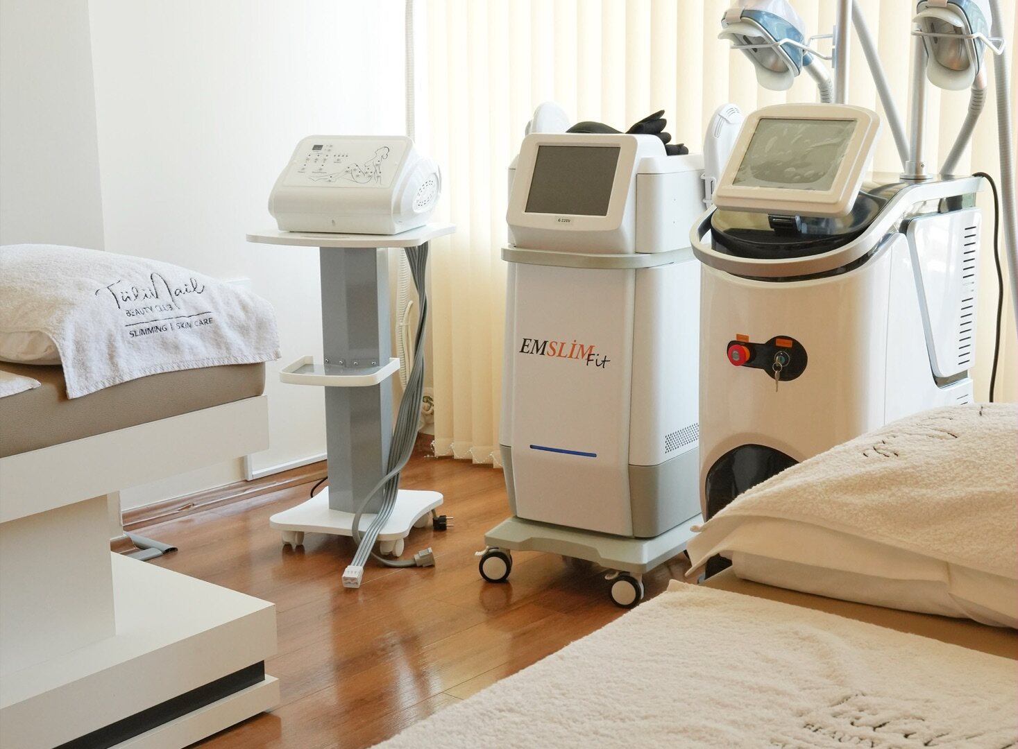 Body Contouring & Slimming